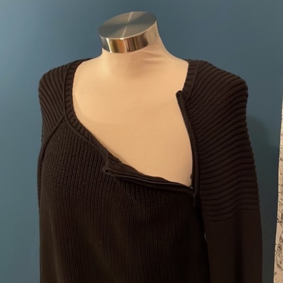 Black Victoria’s Secret PINK Zip Up Sweater - Picture 5 of 9